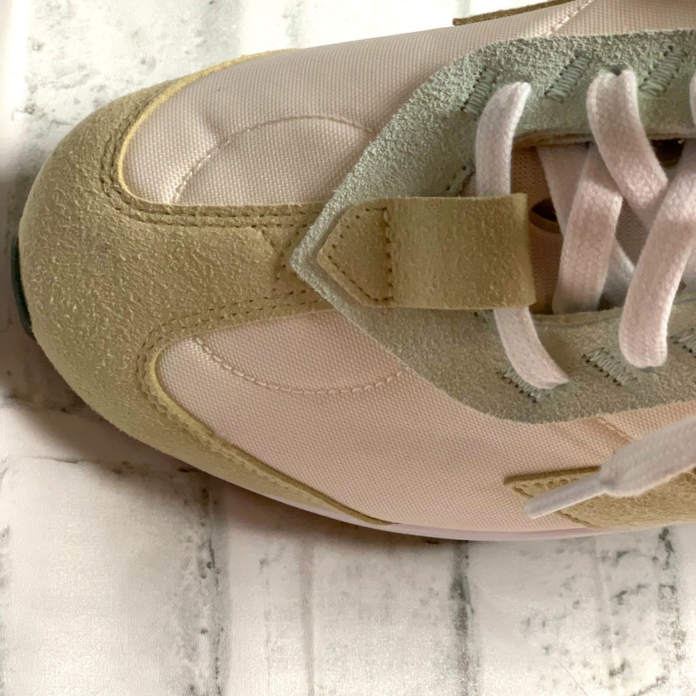 Air Max Pre-Day - Picture 5 of 8